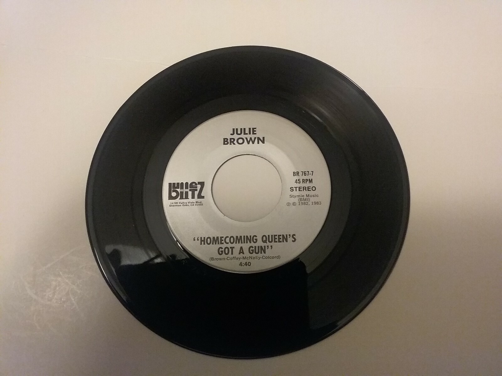 Homecoming Queen S Got A Gun Julie Brown Rare 7in 45 Rpm Ebay Looking for some great streaming picks? ebay