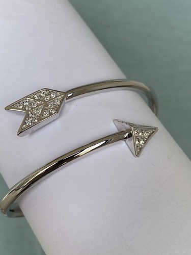 Karl Lagerfeld Hearts and Arrows Hinge Bangle with Crystal from Swarovski - Picture 8 of 17