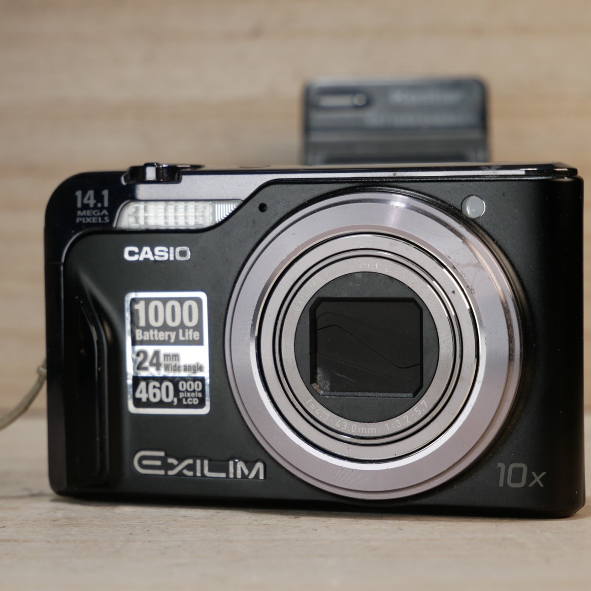 Casio EX-H15 14.1 MP Digital Camera - Black for sale online
