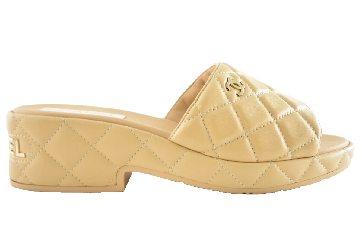 Chanel 23C Beige Lambskin Leather Quilted CC Logo Platform Slide