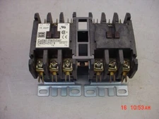 New Cutler Hammer C65DND315  Definite Purpose Contactor