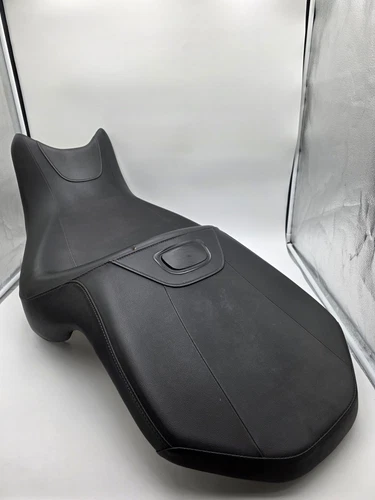 Honda OEM Seat, Double Heated (Type1)
