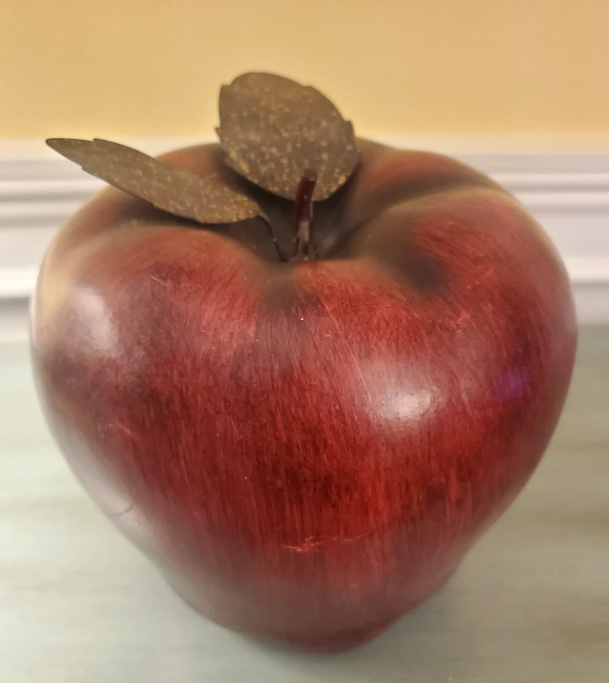 FALL COUNTRY/GRANJA MANZANA GRANDE CON VÁSTAGO DE METAL 7,5" DE ALTO Foto 2 de 4