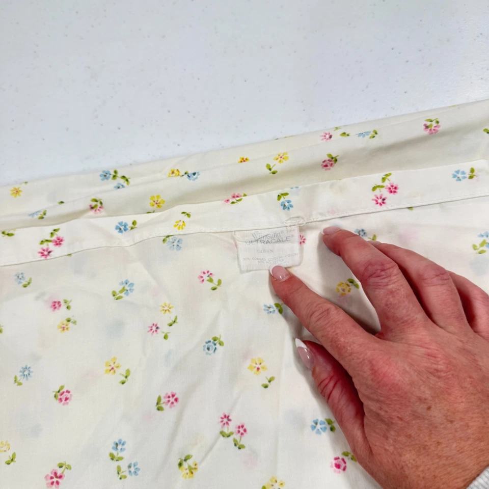 vintage wamsutta queen flat sheet multi colored floral small all over blend mcm - Image 4 of 4