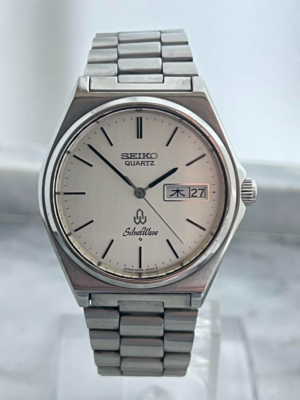 Seiko SilverWave Quartz 8229-8000 Watch December 1979 Kanji Dial