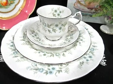  PARAGON tea cup and saucer trio place setting teacup Debutante pattern teacup 