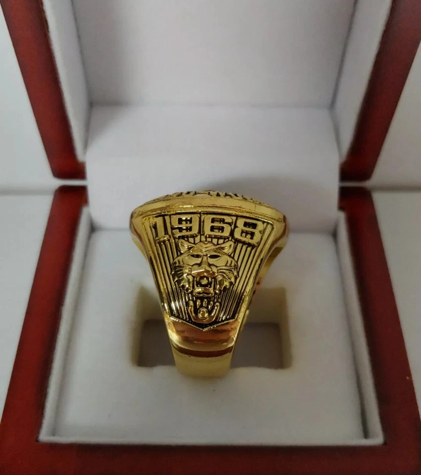 Anillo Al Kaline - Serie Mundial Tigres de Detroit 1968 con caja de exhibición de madera Foto 3 de 4