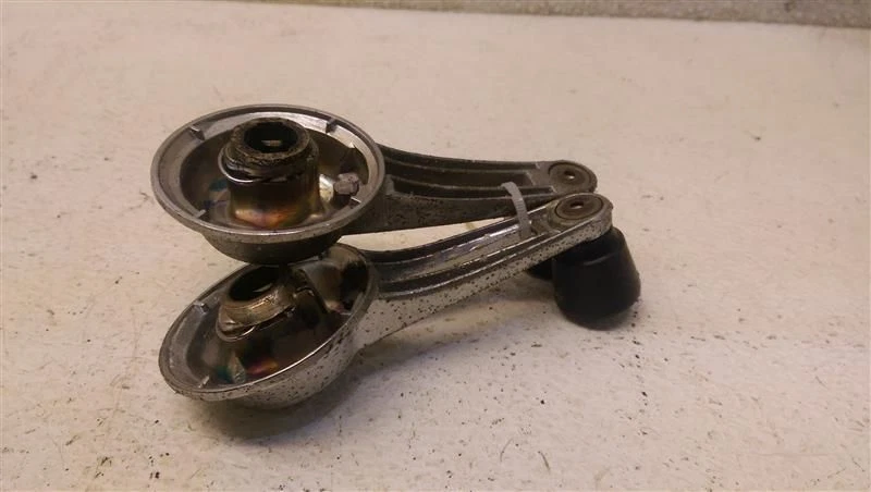 Par de bielas de ventana delantera para Chevrolet Corvair 1963 Foto 3 de 3