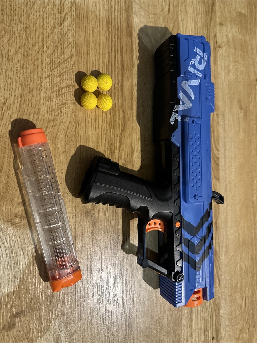 Nerf Rival Apollo XV-700 Blaster Gun With Clip