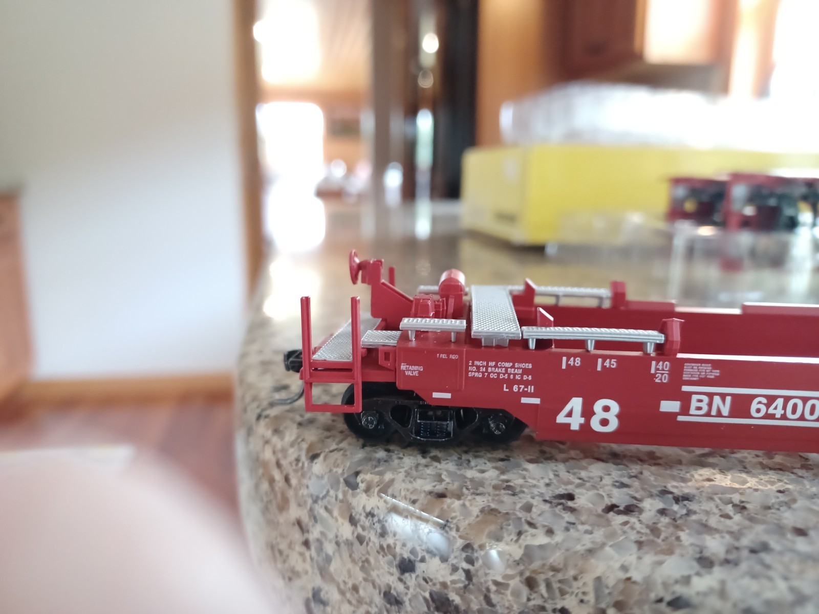A-LINE-INTERMODAL-HUSKY STACK CONTAINER CAR- BN 3 UNIT SET -ITEM #47207-04