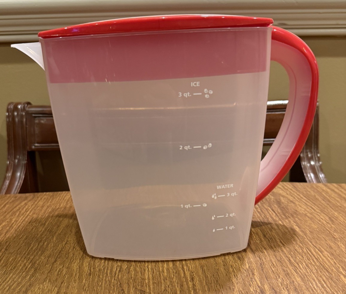 3 Qt Replacement Pitcher With Red Lid For Tm75