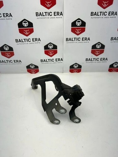 BMW 5 F10 Kotflügelhalter vorne rechts 2.00 Diesel 2011 31533753