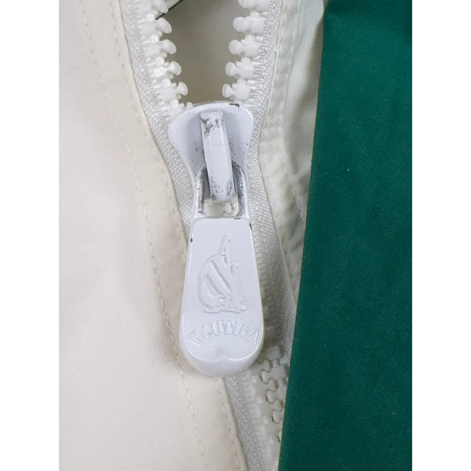 Vintage 90s Nautica Challenge J-Class Sailing Jacket Large White Hideaway Hood image 11