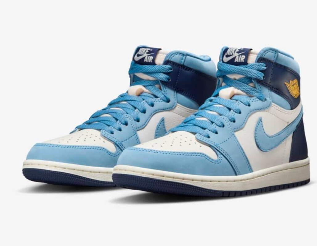 Nike Air Jordan 1 High OG  display picture 3