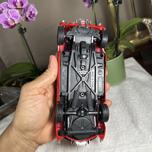 NIB 1957 CHEVROLET CORVETTE Classic SportsCar Die Cast Metal Cherry Red RARE NEW - Picture 9 of 10