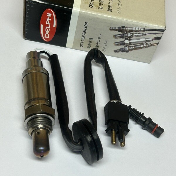 O2 sensor for Mercedes Benz W201 190E 2.3L M102.985 325mm PreCAT 