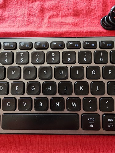 Macally Ultra Slim USB-C W/ 3 Ports Wired Keyboard for MAC WIN CHROME & MORE. - Picture 23 of 24