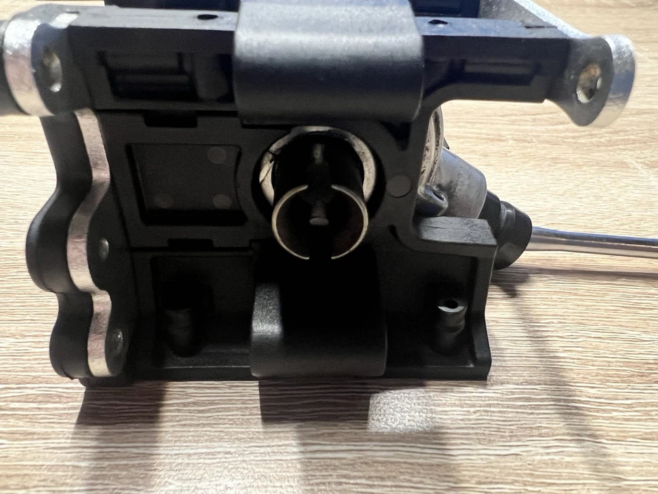 Losi Aftershock Front or Rear Differential Assembly W/ Bulkhead and Driveshaft - Image 4 of 4