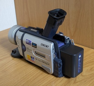 SONY DCR-TRV30 Handycam Camcorder NightShot MiniDV Japanese only