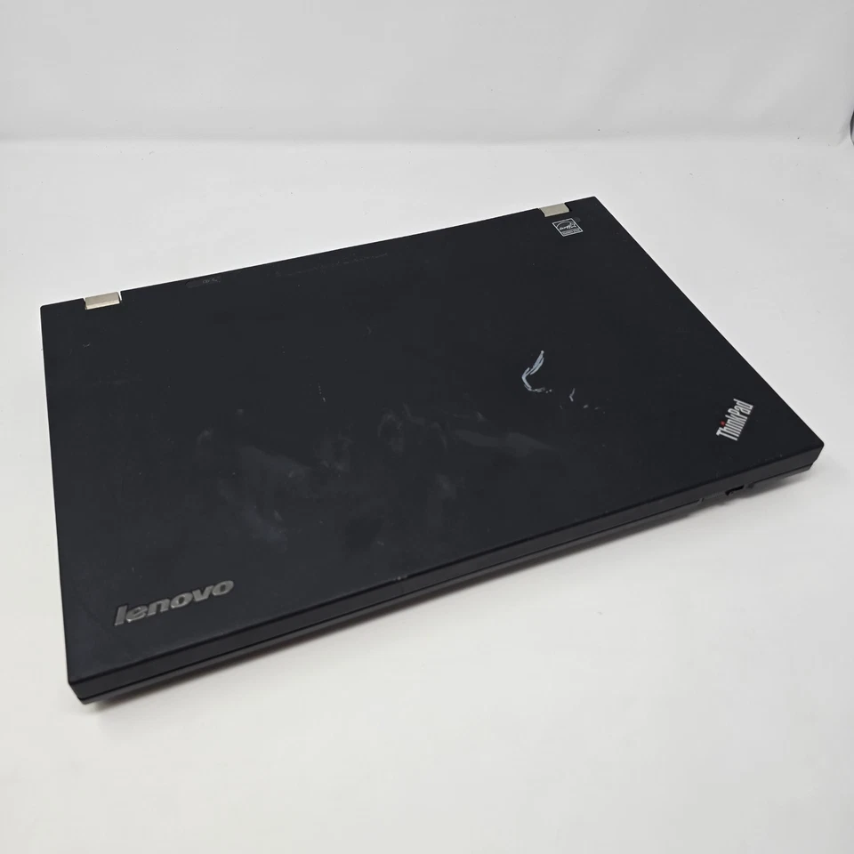 Lenovo Thinkpad T520 15" i5 2540M @ 2.4GHz 8GB RAM 250GB SSD Como Nuevo Linux BN Foto 2 de 4