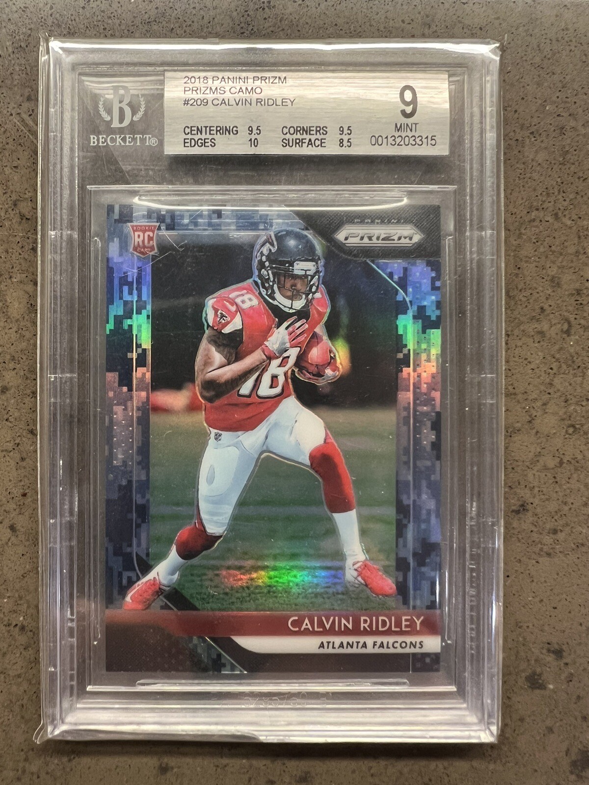 Calvin Ridley RC 2018 Panini Prizm #209 Camo Prizm /25 Rookie BGS 9