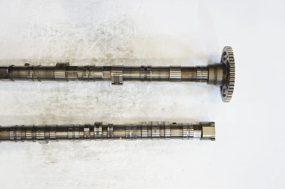 Оригинальный впускной выхлоп распределительного вала двигателя для Honda CR-V 2,4 л 2015-2016 годов выпуска *A8574 - Изображение 2 из 4