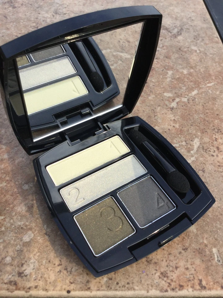 Avon TRUE COLOR Eyeshadow Quad KHAKI STYLE ~NIB~ NEXT DAY SHIP~ SUBTLE SHIMMER - Image 3 of 4