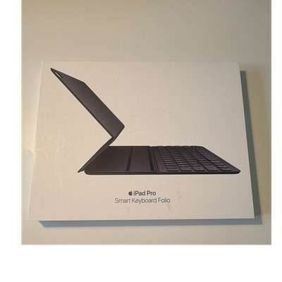 Apple iPad Pro Smart Keyboard Folio Schwarz QWERTZ Deutsch Tastatur Dock