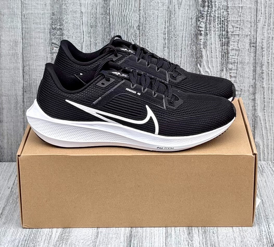 大きいサイズ　試着のみ　Nike Pegasus 40ブラックus13 31cm Nike Air Zoom Pegasus 40 Triple Black Sneakers, Size 14 BNIB