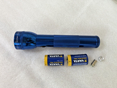 MAGLITE 2D Taschenlampe BLAU mit LED Upgrade Umrüstmodul + 2xD-Cell Varta NEU