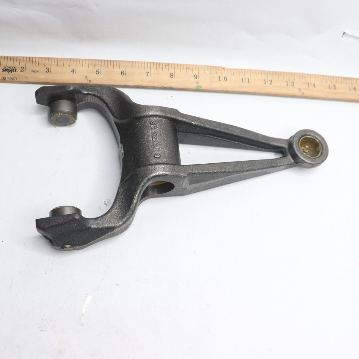 ガキ ZF Transmission 1328368047 Clutch Release Fork 1328.268.013