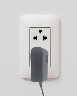 Alimentatore 12v 1A Con Cavo Da 1 Metro Per Strisce Telecamere - Foto 8