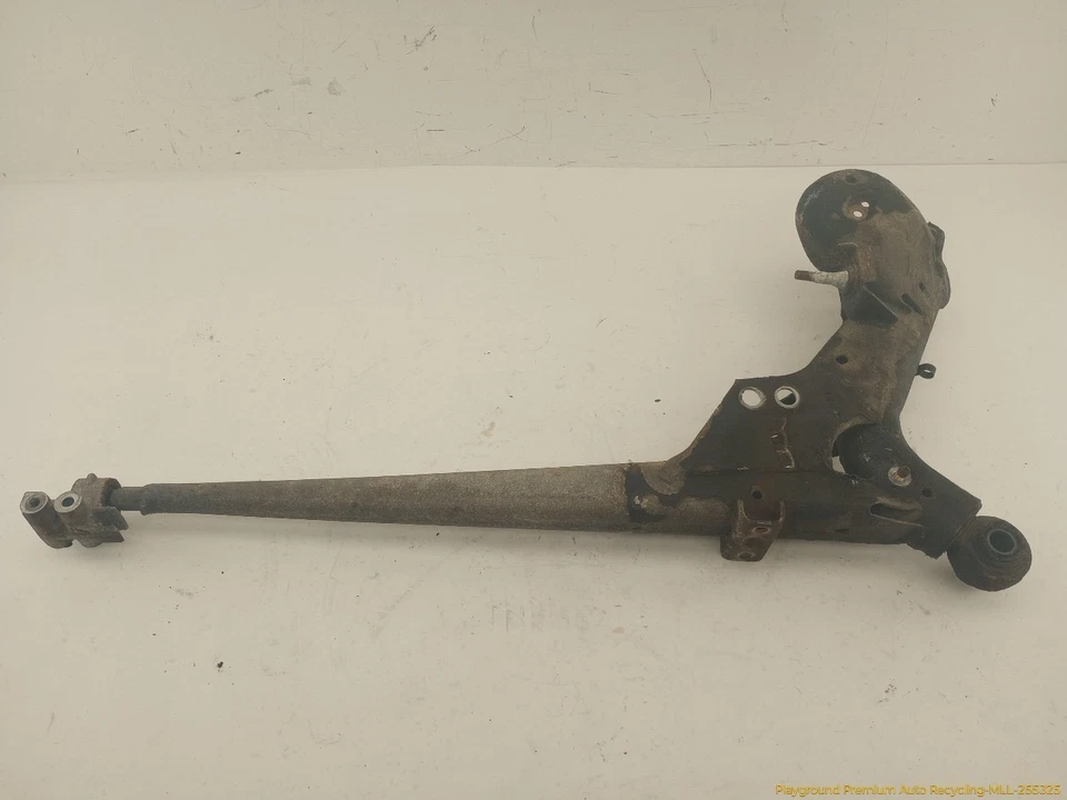 Volvo 850 Passenger Right Rear Lower Trailing Arm Fits 1993 1994 1995 1996 1997 - Image 2 of 4