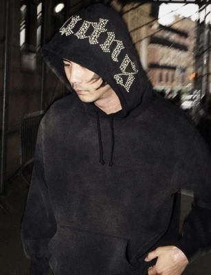 WTS : Supreme Overdyed Studded Hooded Sweatshirt (Size M) SS26 - Photo 1/4