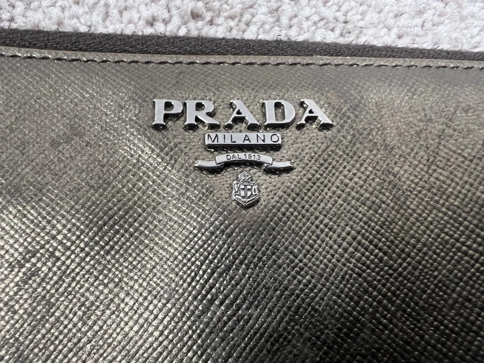 Prada Wallet Womens Metallic Leather Zip Around Black Card Holder Made In Italy - Image 2 of 4