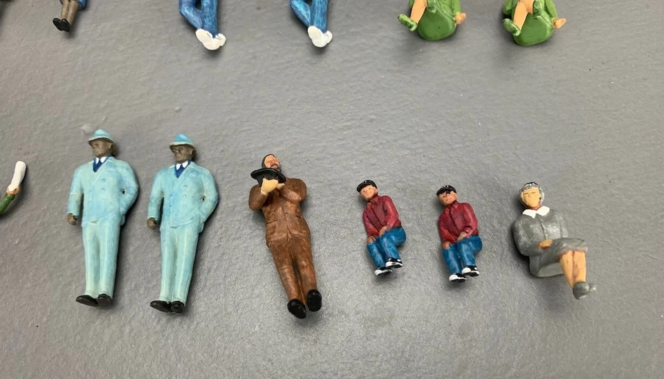 16X O Scale MTH RailKing Passengers Painted O1834 - Image 4 of 4