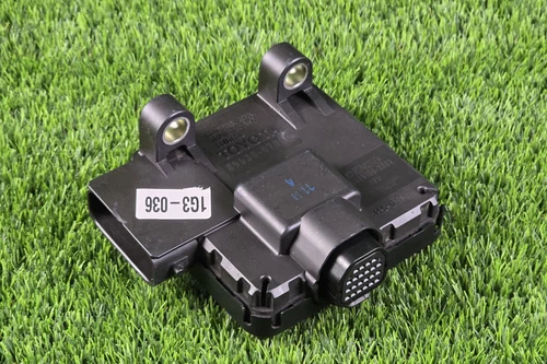 Toyota avalon 2009-12 Transmission Control Computer Module 89530-07050 Oem used - Picture 1 of 8