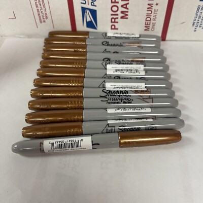 Sharpie Gold Metallic Fine Point Permanent Autograph Markers 12 Pack
