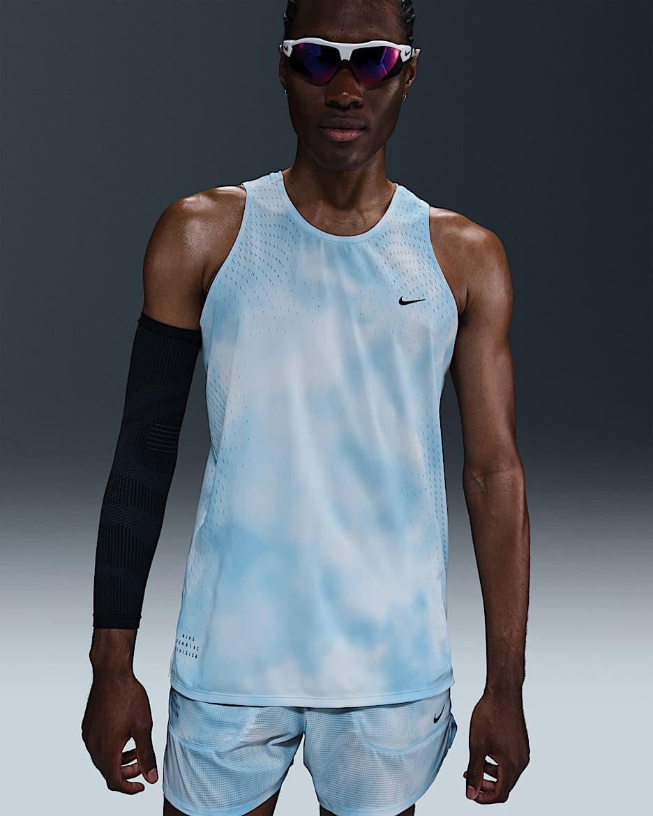 Size M Nike Running Division Breathe Dri-FIT ADV Running Tank Top