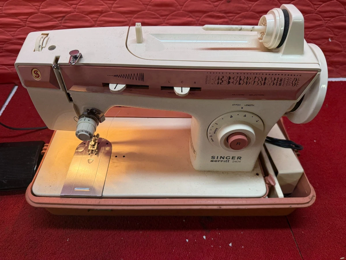 Singer Merritt Sewing Machine In Collectible Sewing Machines for