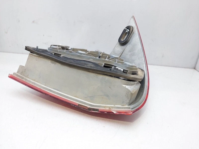 2038200264 piloto trasero derecho para MERCEDES-BENZ CLASE C 320 2000 8180218 - Imagen 3 de 4