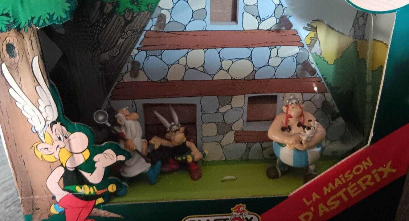 Maison d Astérix bois Plastoy avec figurines miniatures pour collectionneur de BD