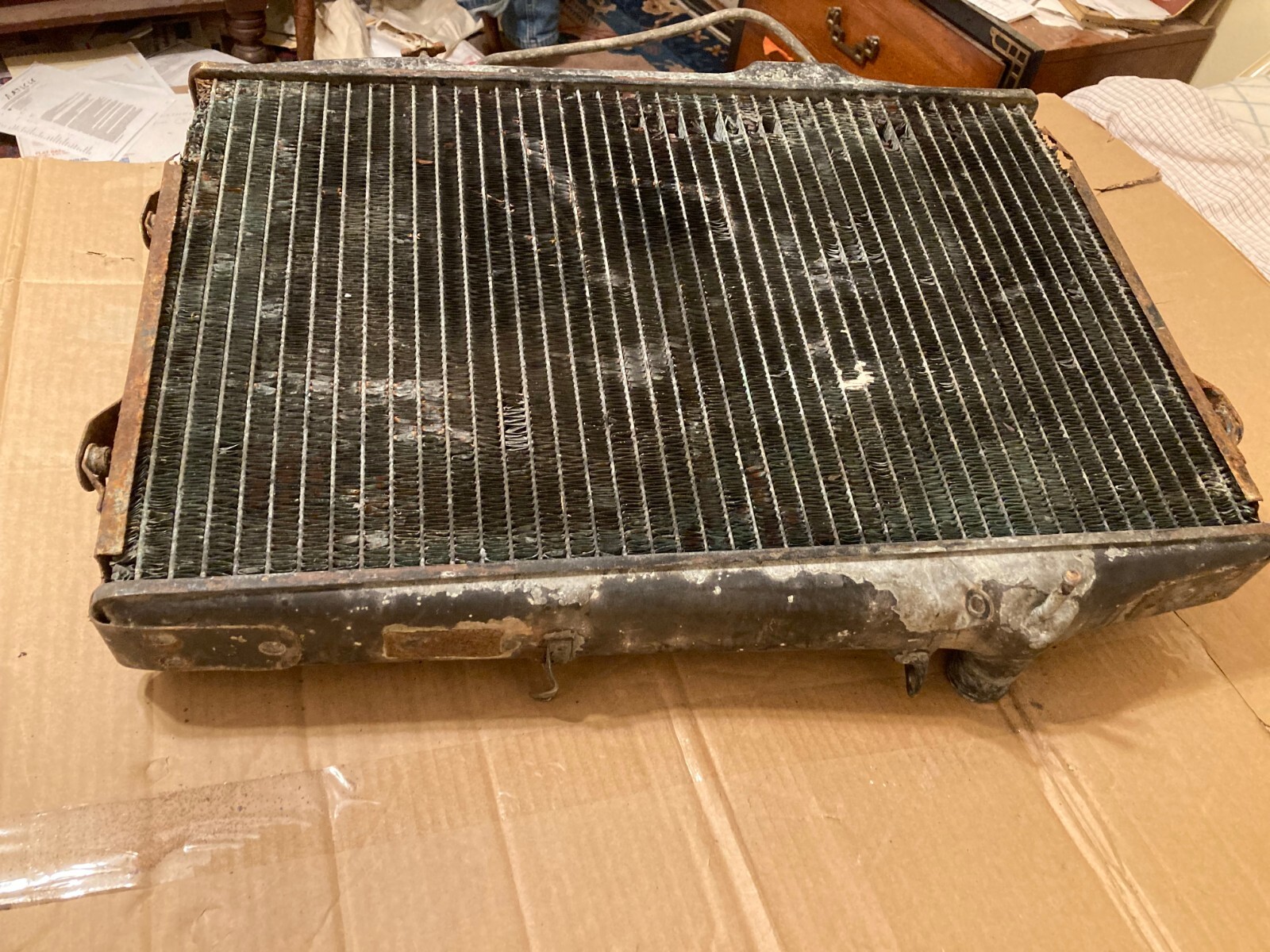 Bentley T1, Rolls Silver Shadow Radiator with 2 Shroud pieces  from 1974 Shadow