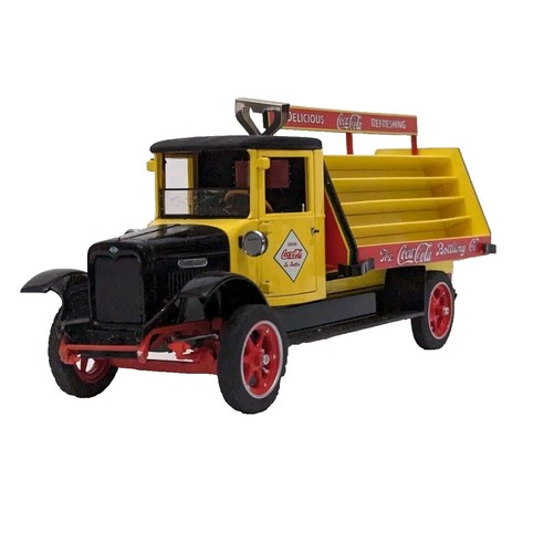 Danbury Mint 1941 Coca Cola Delivery Truck 1/24 w 6 Pc Custom