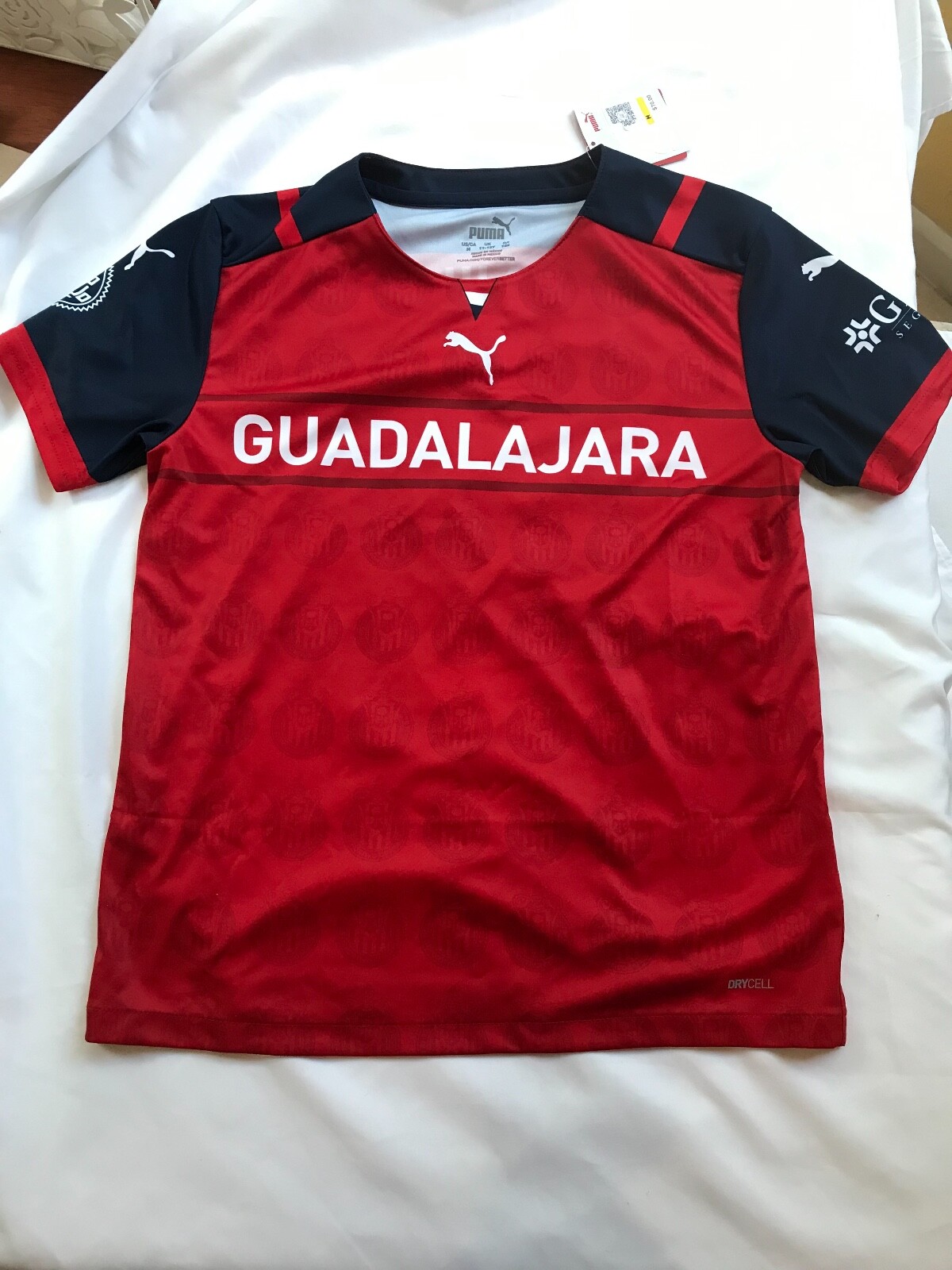 $70 Puma Chivas De Guadalajara Soccer Jersey Youth Size M (11-12Y) 763253-01