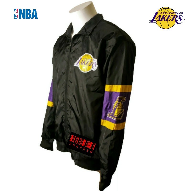 Sz M NBA Los Angeles Lakers Full Zip Windbreaker / Rain Sz M NBA Los Angeles Lakers Full Zip Windbreaker / Rain