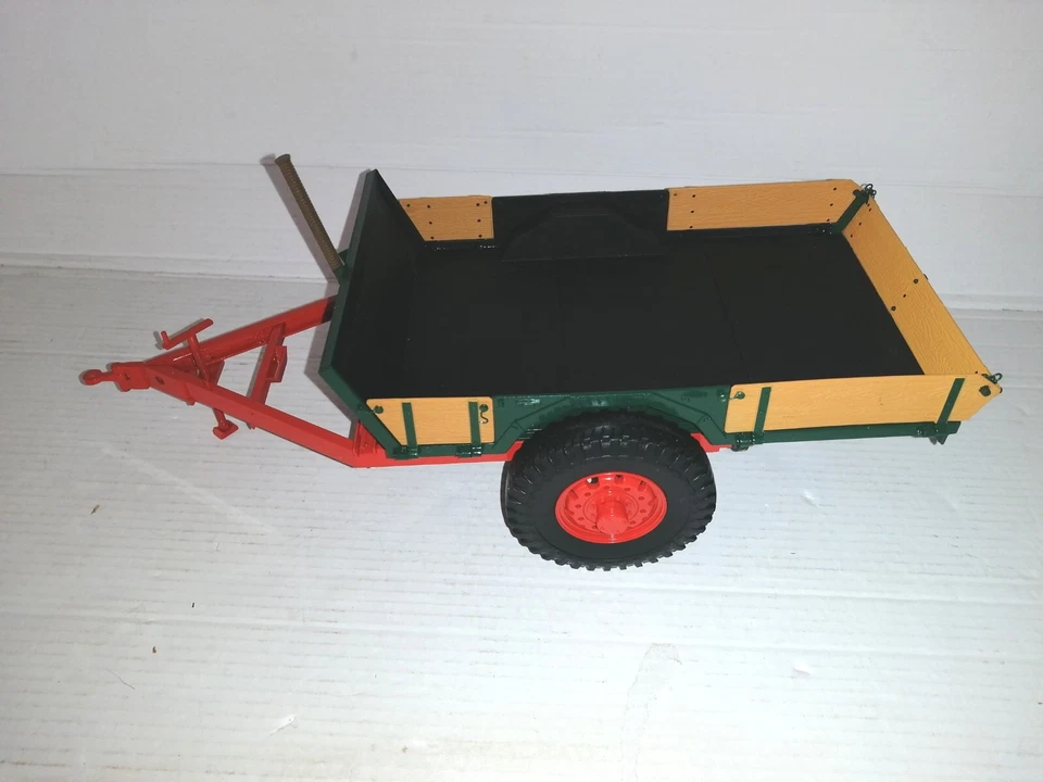 UNIVERSAL HOBBIES 1/16 RIMORCHIO FARM TRAILER UH 2712 - Immagine 2 di 4