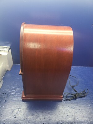 Vintage General Electric Wood Cathedral 1923 Replica AM/FM Radio