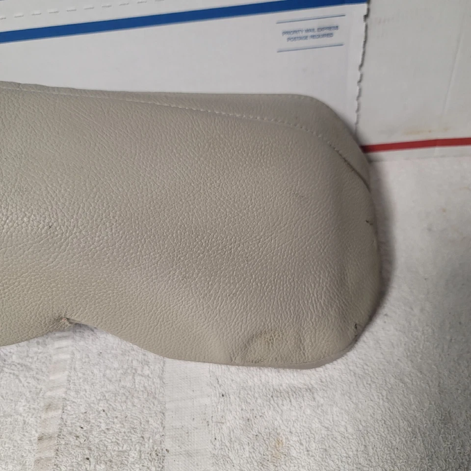 ✅01-04 VOLVO S80 2.5T REAR LEFT SEAT BOLSTER COVER LEATHER OEM GRAY -READ- - Image 4 of 4