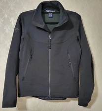 Arc'teryx Womens Soft Shell Jacket Black size Medium 8-10 Company Branded